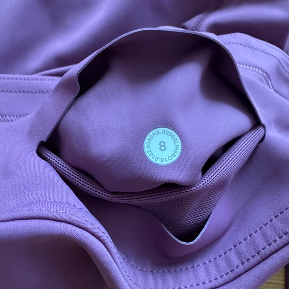 Lululemon Base Pace HR Crop 23” Size: 8 in Vintage Plum - Picture 5 of 6